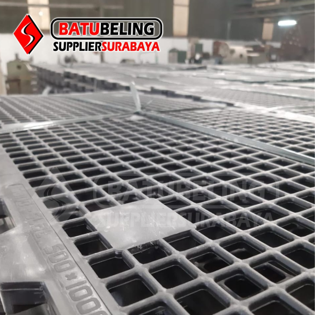 slat plastik kandang ayam